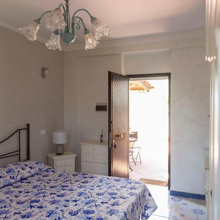 B&B Appartamenti L'Anfora 斯佩隆加 外观 照片