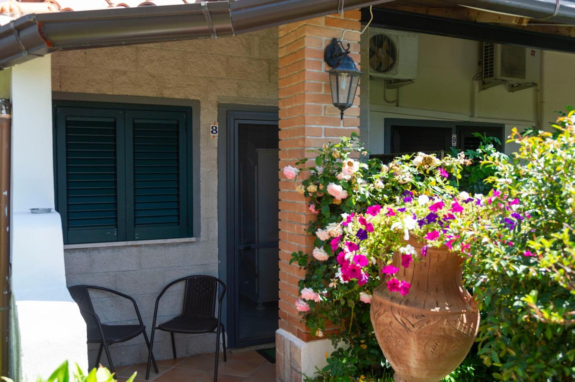 B&B Appartamenti L'Anfora 斯佩隆加 外观 照片