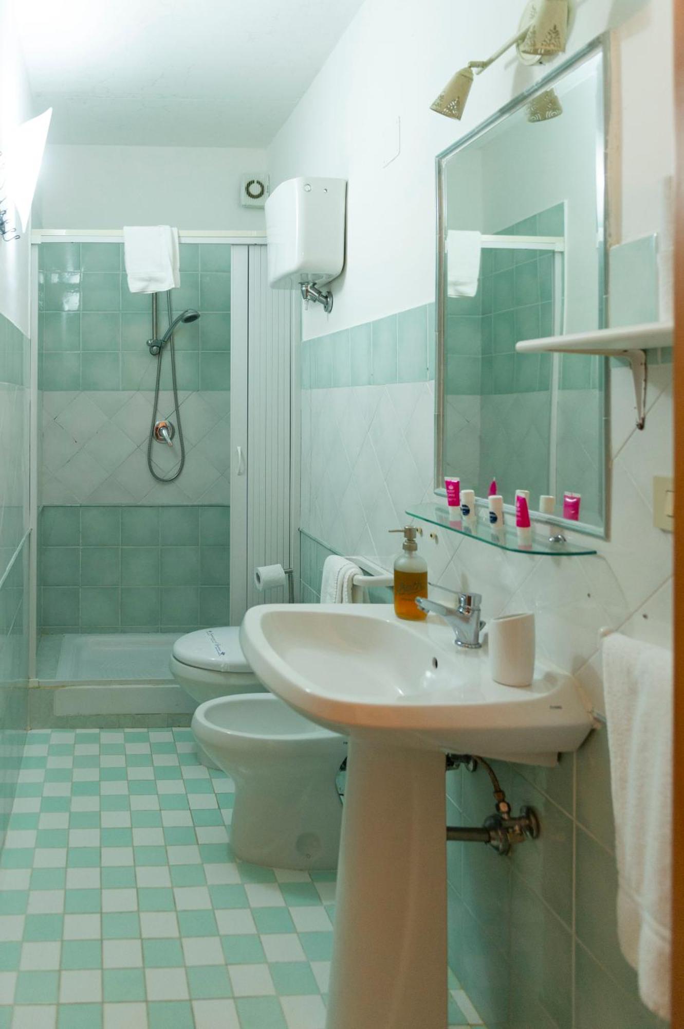 B&B Appartamenti L'Anfora 斯佩隆加 外观 照片