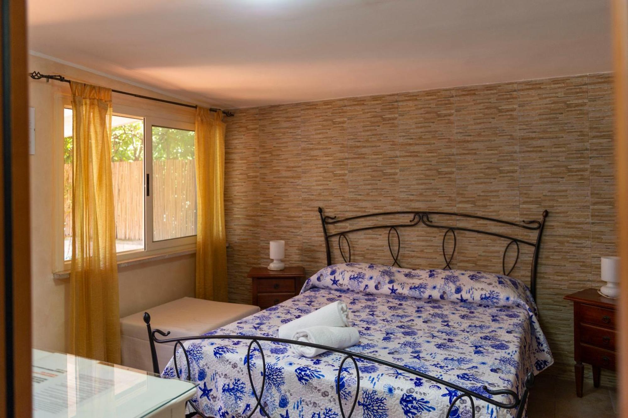 B&B Appartamenti L'Anfora 斯佩隆加 外观 照片