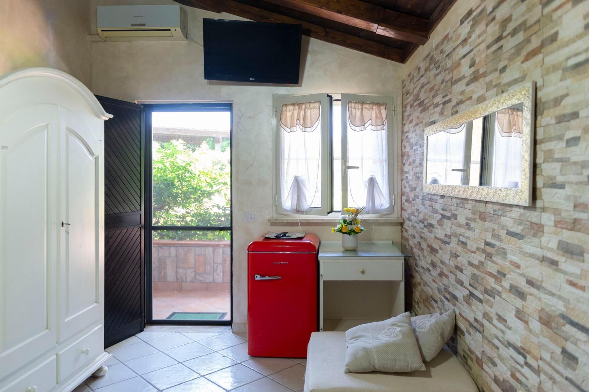 B&B Appartamenti L'Anfora 斯佩隆加 外观 照片