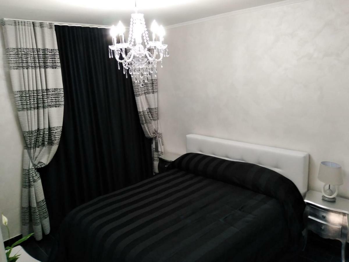 B&B Appartamenti L'Anfora 斯佩隆加 外观 照片